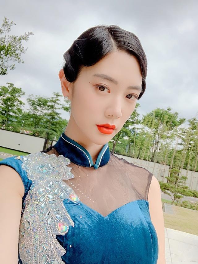95网主播 霓虹蛇蝎